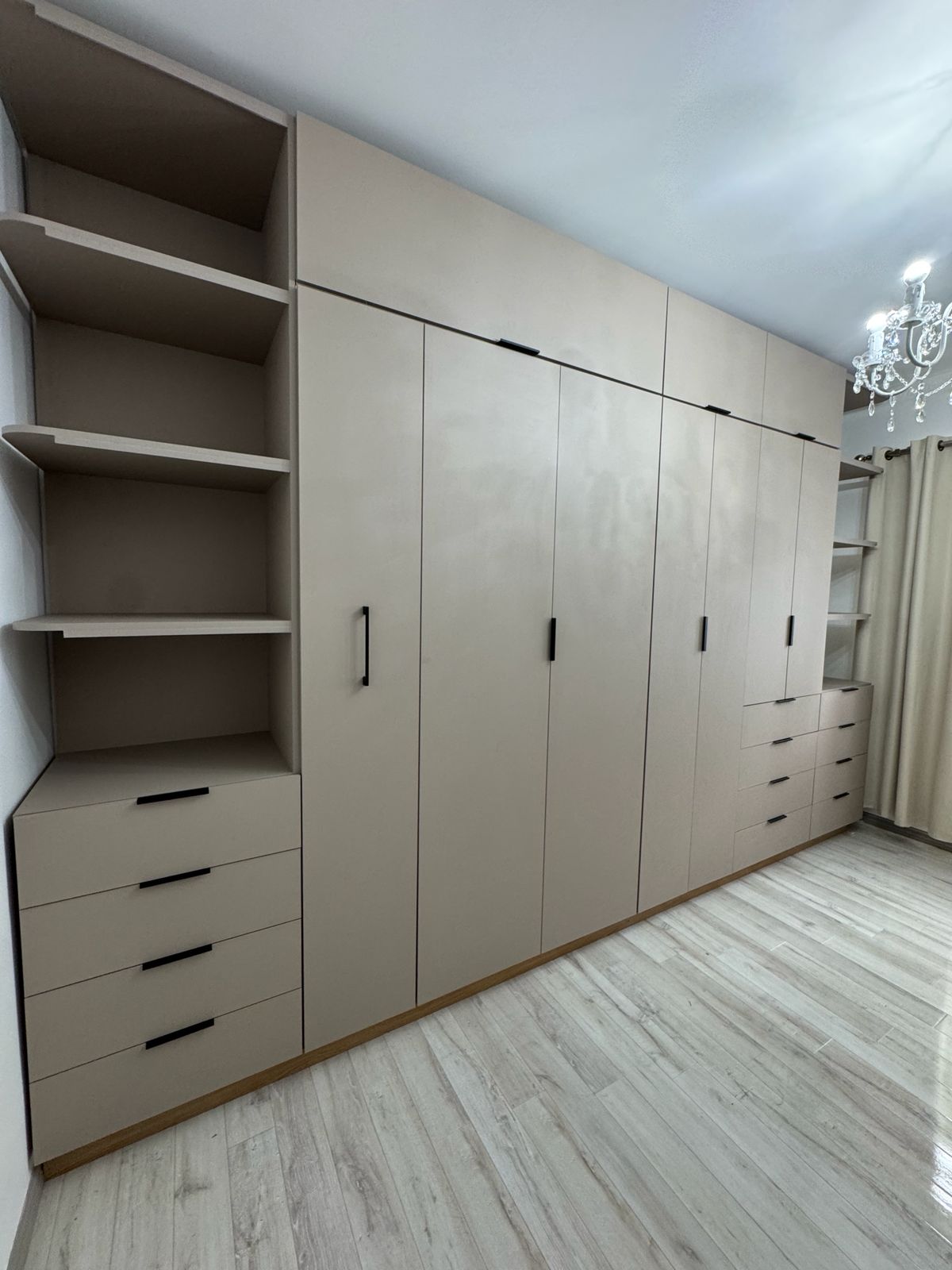 Closet Taupe con LED